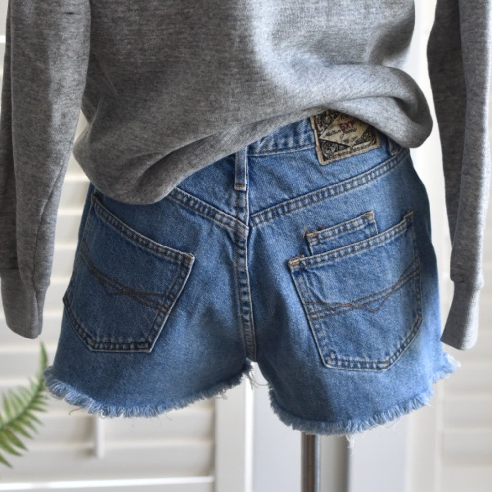 Vintage express cut off  high waist shorts 11/12